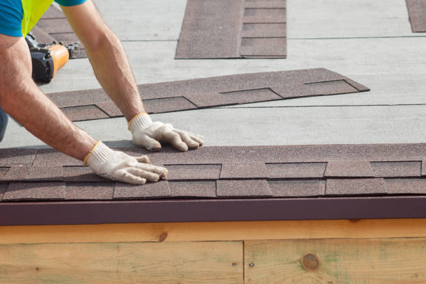 Best Emergency Roof Repair Services  in Flowood, MS